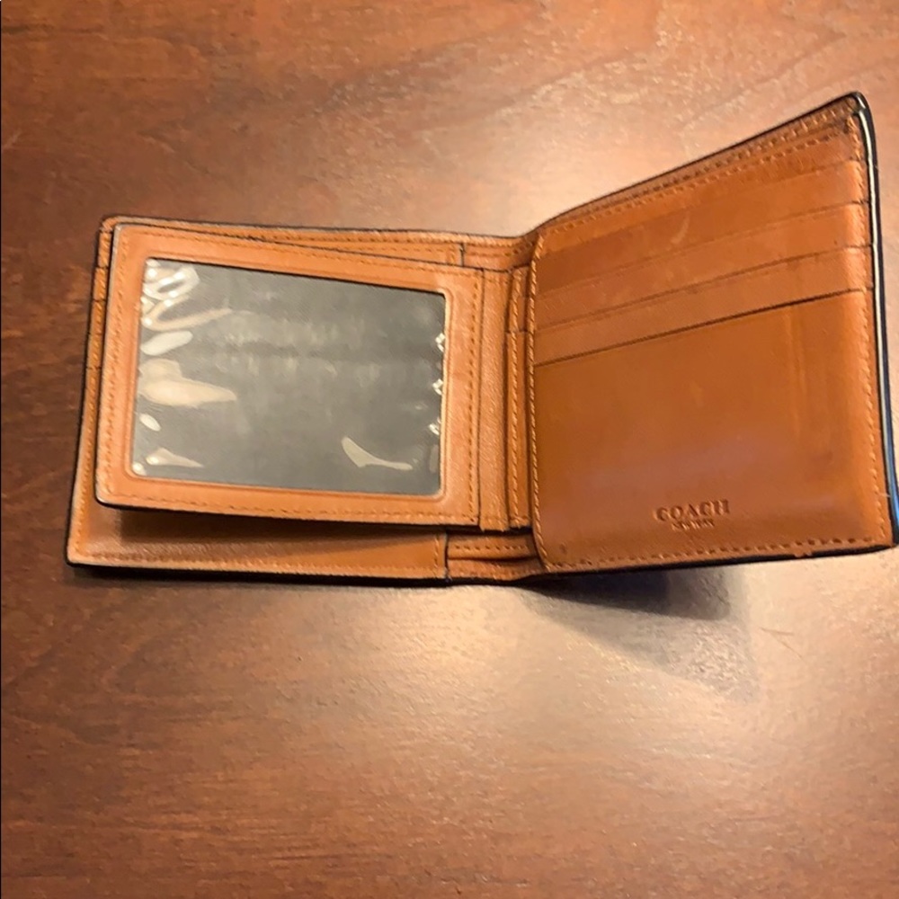 Authentic Coach men’s wallet - Picture 3 of 5